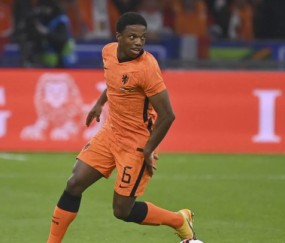 悦盈娱乐 -关于赛前体能课后，费耶诺德调整名单备战欧篮联，更衣室稳定，球探报告显示潜力的信息