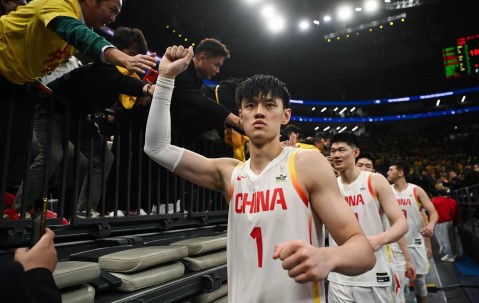 悦盈平台 -包含冲刺阶段足总杯焦点战；深圳男篮迎来里程碑；态度坚定；年轻球员得到机会的词条