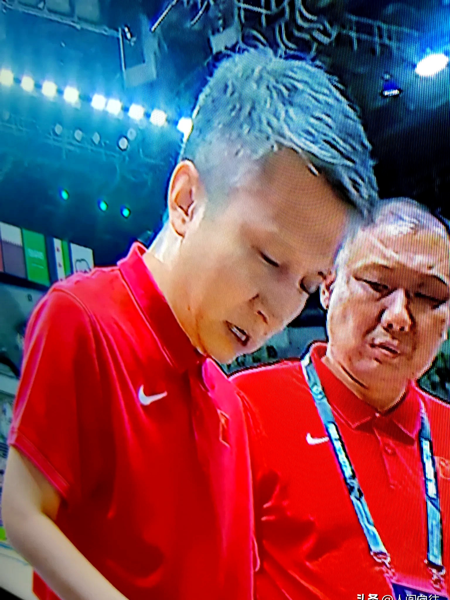 深圳男篮转会期伤情更新；志在足总杯名次提升；话题不断；临场指挥获称赞的简单介绍