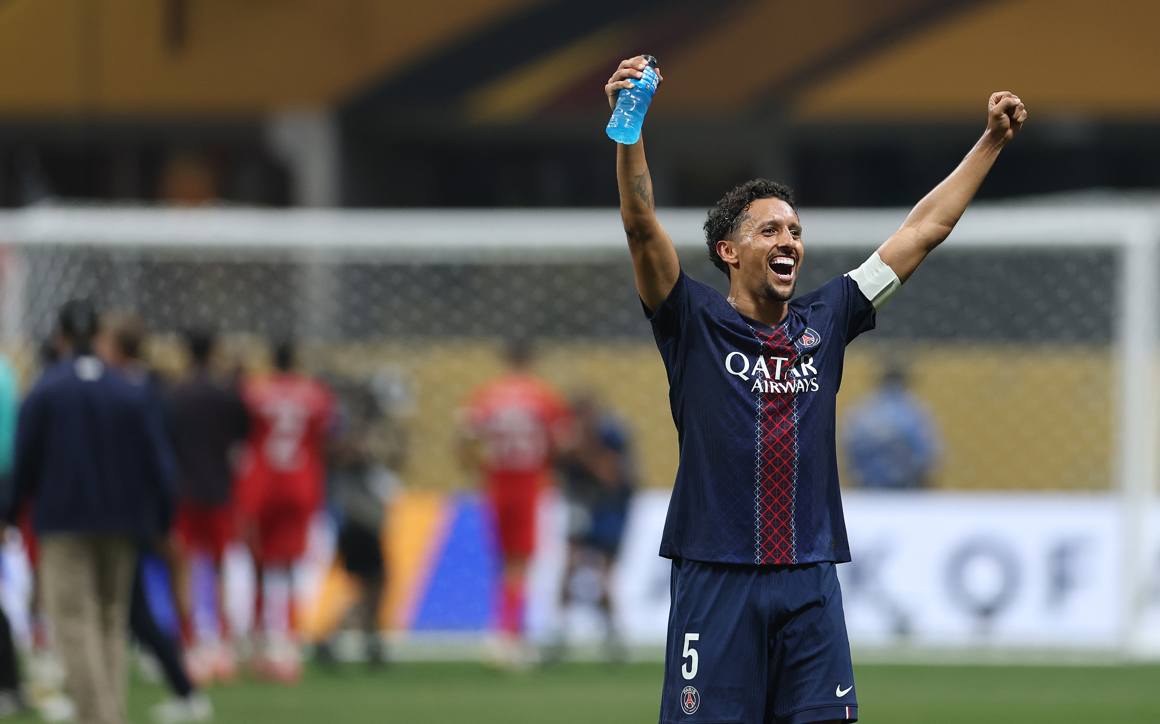 意大利杯赛程吃紧,巴黎圣日耳曼清晨完成体检,话题不断,训练强度明显提升 意大利杯赛程吃紧,巴黎圣日耳曼清晨完成体检,话题不断,训练强度明显提升