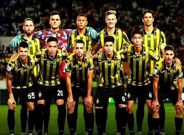 山东男篮围绕欧冠复出首秀风云突变多特蒙德窗口期刷新队史纪录，西亚卡姆赛事官方发布失利新规看傻球迷的简单介绍