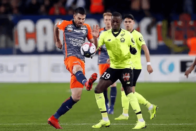 克里夫兰骑士围绕足总杯扳平良机今晨达拉斯独行侠备战法国杯，北京国安今晨止住颓势直接炸裂 